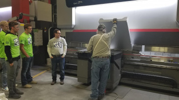 Seeing a press brake in action